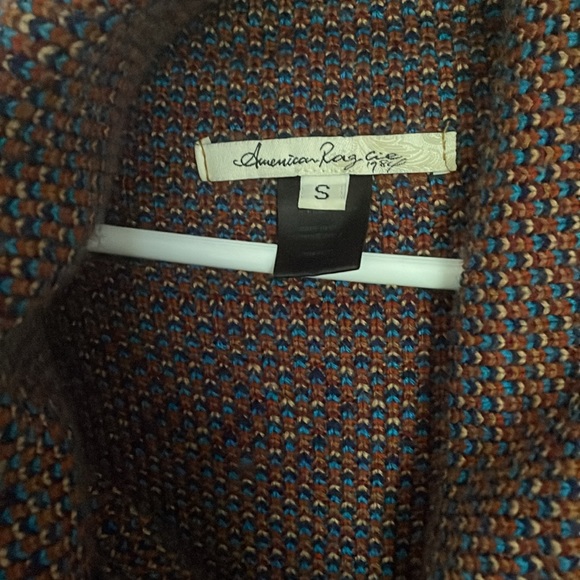 Long cozy sweater, goes down to the knees. - Picture 2 of 4